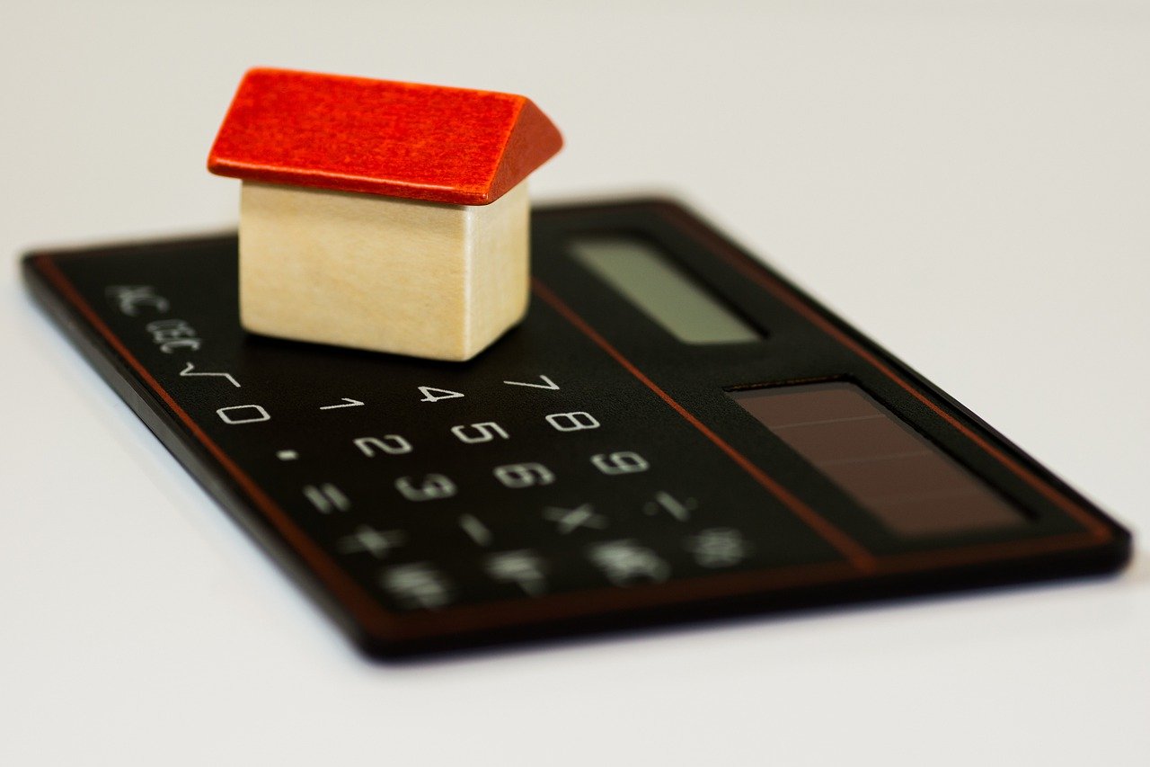 money-house