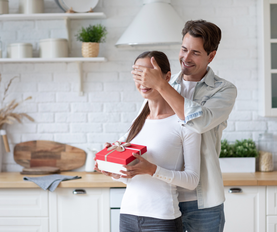 Valentine's Day 2024: History, Traditions, & Ideas 2 Gifts