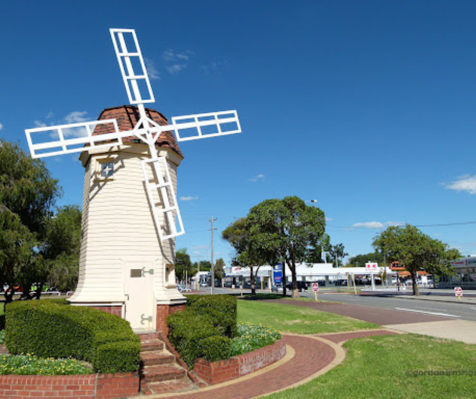 6 Finest Suburbs to live in Perth this 2024 5 VICTORIA PARK